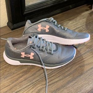 Under Armour Tennis shoes